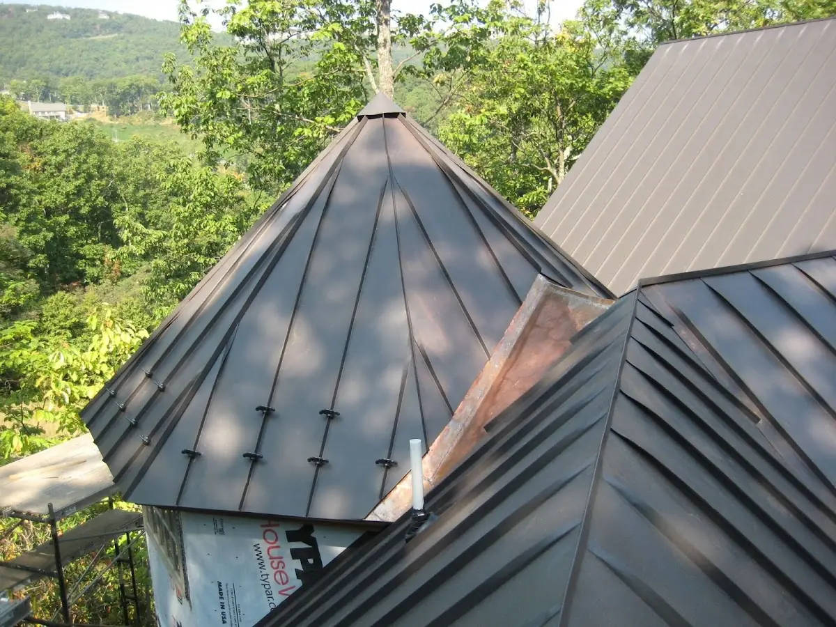 Professional Gutter Cleaning by Craftsman Roofing in Portuguese Bend
